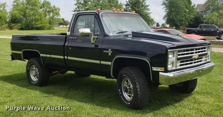 image for item EU9844 1985 Chevrolet K30 pickup  truck