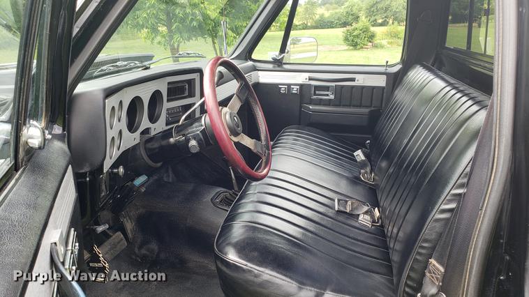 image for item EU9844 1985 Chevrolet K30 pickup  truck