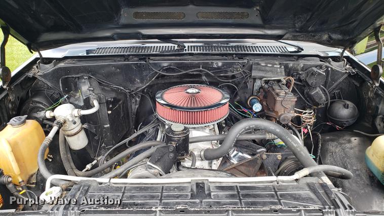 image for item EU9844 1985 Chevrolet K30 pickup  truck