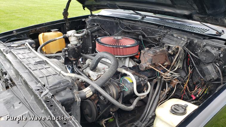 image for item EU9844 1985 Chevrolet K30 pickup  truck