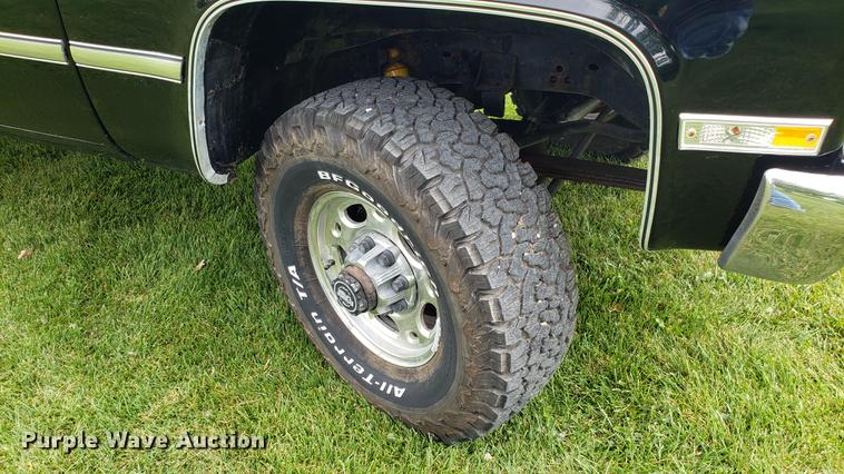 image for item EU9844 1985 Chevrolet K30 pickup  truck