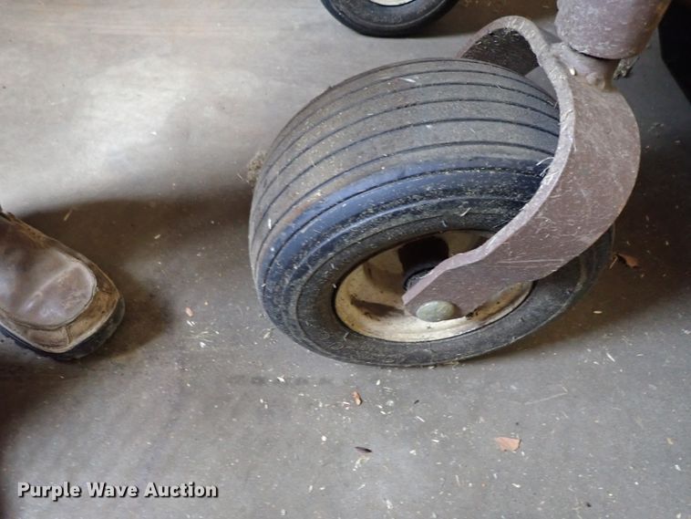 image for item FB9184 Grasshopper 727K ZTR lawn mower