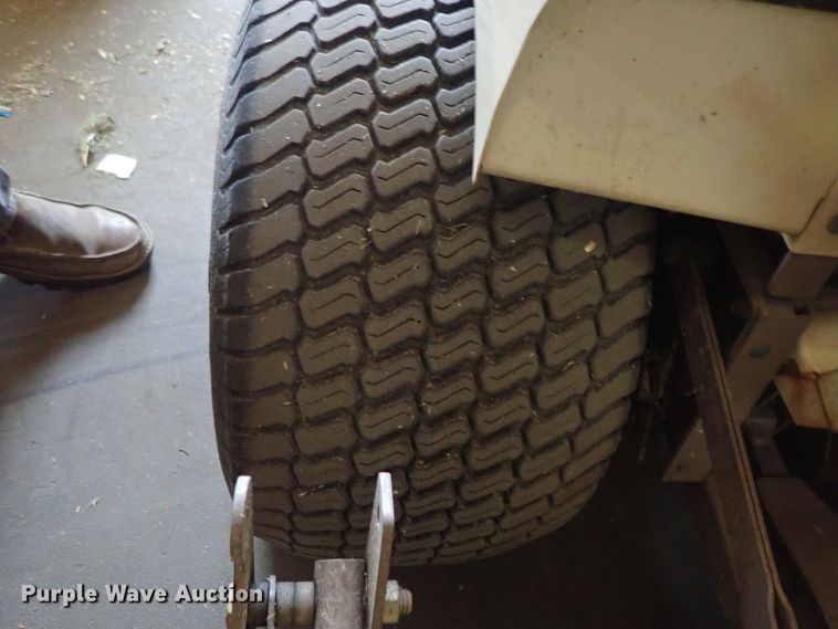 image for item FB9184 Grasshopper 727K ZTR lawn mower