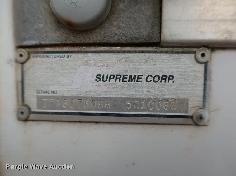 image for item FE9617 2005 GMC Savana G3500 box truck