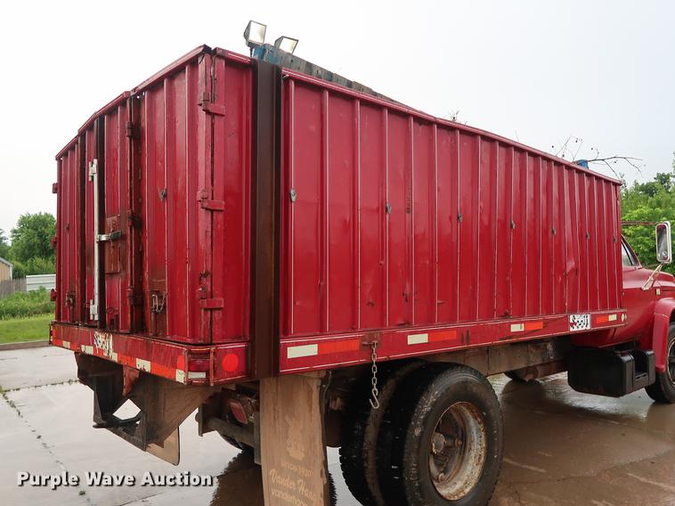 image for item FE9618 1980 Chevrolet C70 dump truck