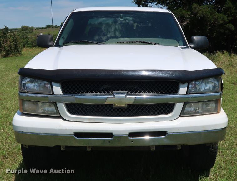 image for item FE9682 2005 Chevrolet Silverado 1500 Ext. Cab pickup truck