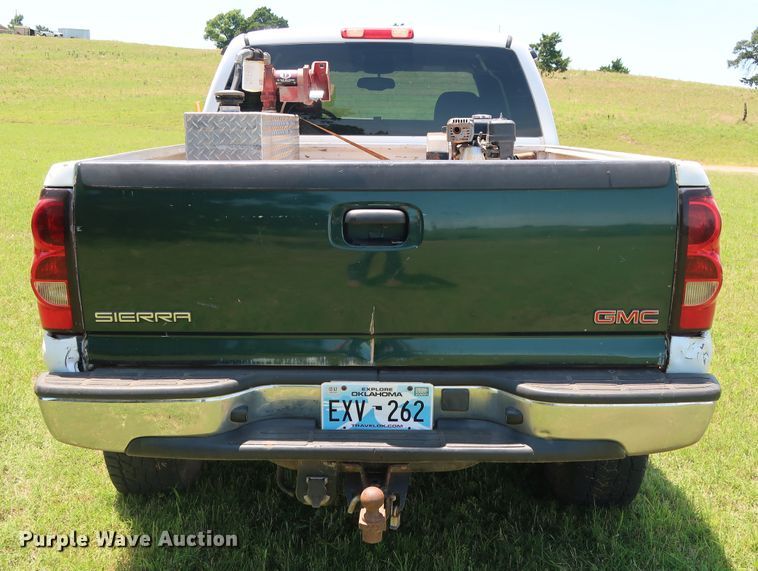 image for item FE9682 2005 Chevrolet Silverado 1500 Ext. Cab pickup truck