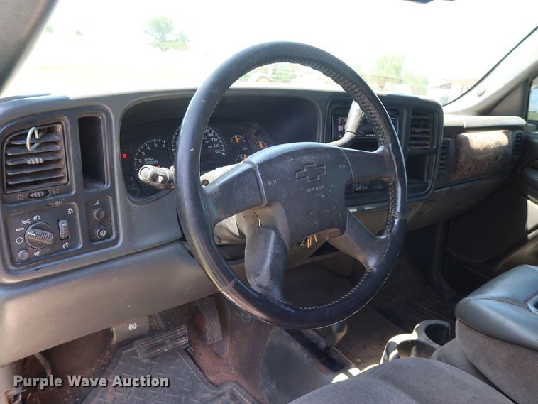 image for item FE9682 2005 Chevrolet Silverado 1500 Ext. Cab pickup truck