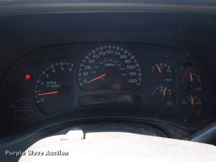 image for item FE9682 2005 Chevrolet Silverado 1500 Ext. Cab pickup truck