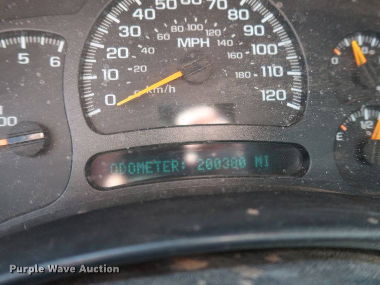 image for item FE9682 2005 Chevrolet Silverado 1500 Ext. Cab pickup truck