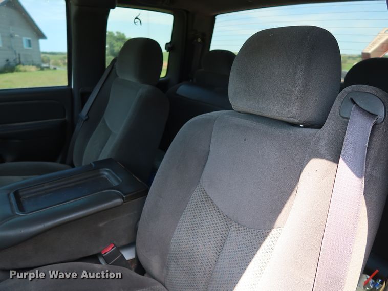 image for item FE9682 2005 Chevrolet Silverado 1500 Ext. Cab pickup truck