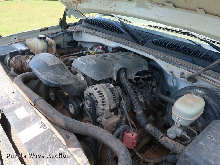 image for item FE9682 2005 Chevrolet Silverado 1500 Ext. Cab pickup truck