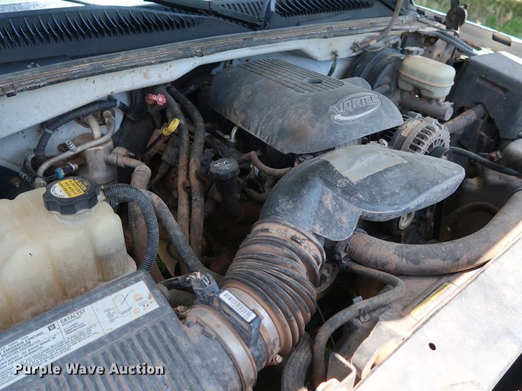 image for item FE9682 2005 Chevrolet Silverado 1500 Ext. Cab pickup truck