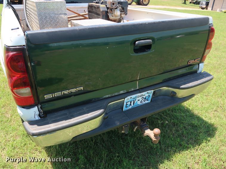 image for item FE9682 2005 Chevrolet Silverado 1500 Ext. Cab pickup truck