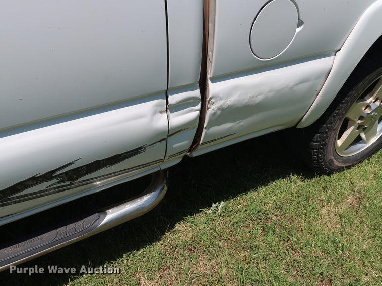 image for item FE9682 2005 Chevrolet Silverado 1500 Ext. Cab pickup truck