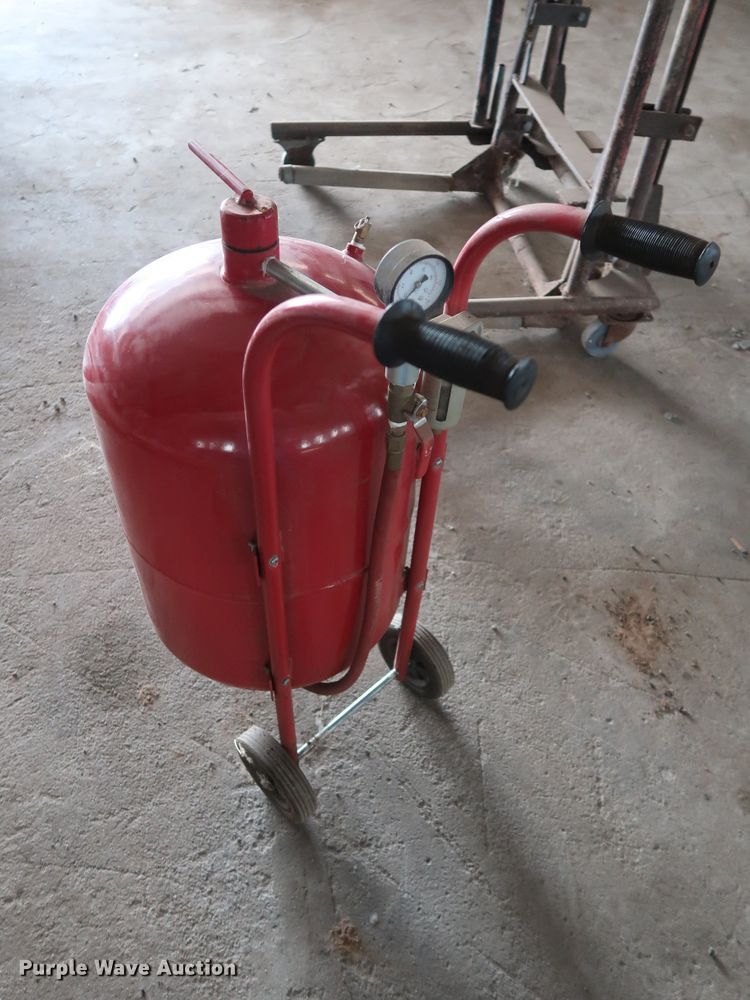 image for item FE9685 Tools