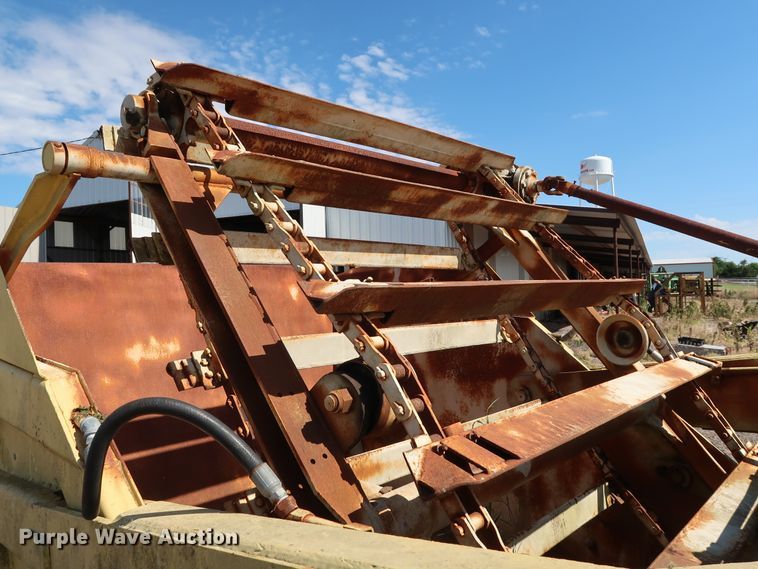 image for item FE9686 Hancock scraper elevator and paddles