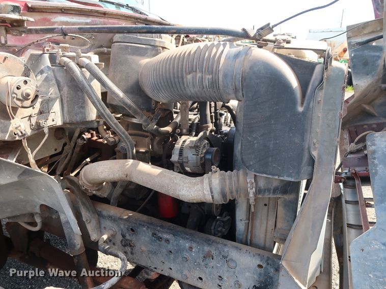 image for item FE9687 1995 Ford F700 dump flatbed truck