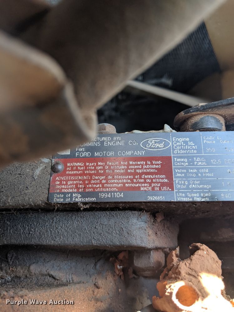 image for item FE9687 1995 Ford F700 dump flatbed truck