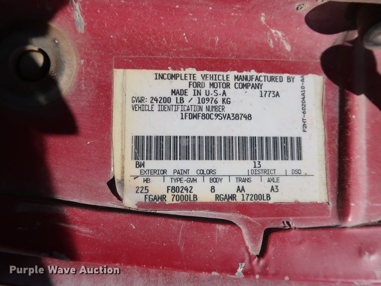 image for item FE9687 1995 Ford F700 dump flatbed truck