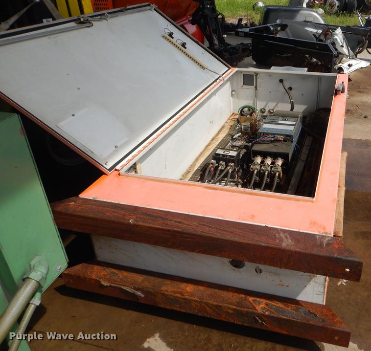 image for item FH9386 Sullair 20-100H air compressor