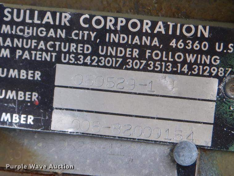 image for item FH9386 Sullair 20-100H air compressor