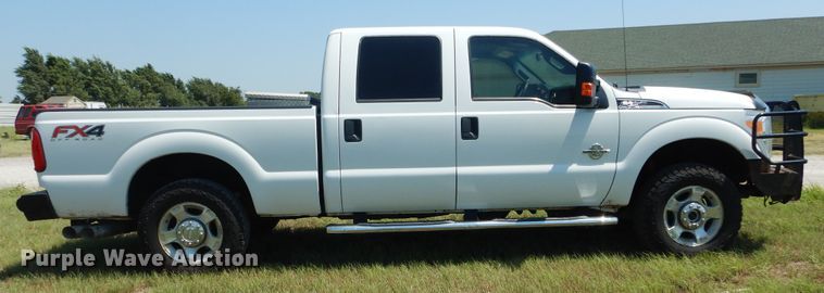 image for item FI9838 2013 Ford F350 Crew Cab pickup truck