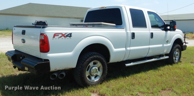 image for item FI9838 2013 Ford F350 Crew Cab pickup truck