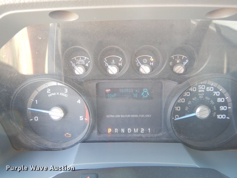 image for item FI9838 2013 Ford F350 Crew Cab pickup truck