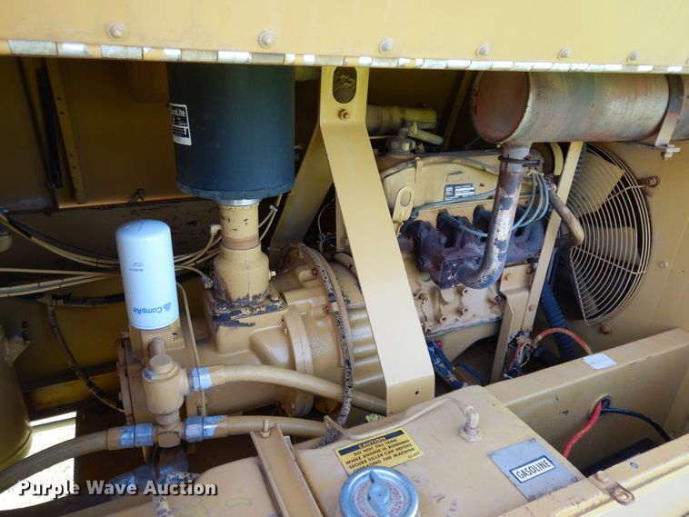 image for item FI9862 Leroi 185 air compressor