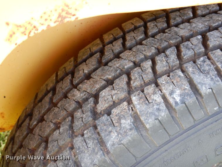 image for item FI9862 Leroi 185 air compressor