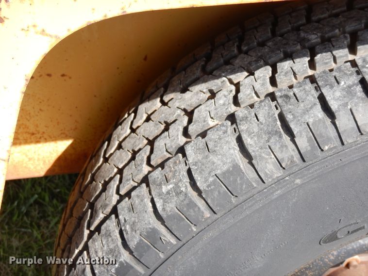 image for item FI9862 Leroi 185 air compressor