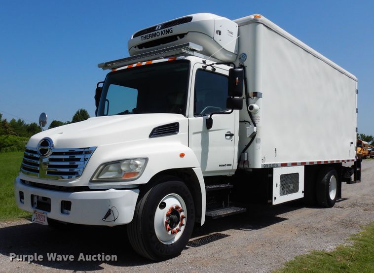 image for item FI9871 2008 Hino 338 refrigerated delivery truck