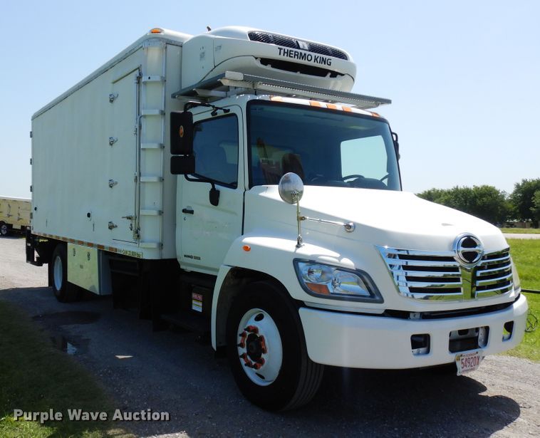 image for item FI9871 2008 Hino 338 refrigerated delivery truck