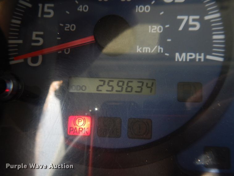 image for item FI9871 2008 Hino 338 refrigerated delivery truck