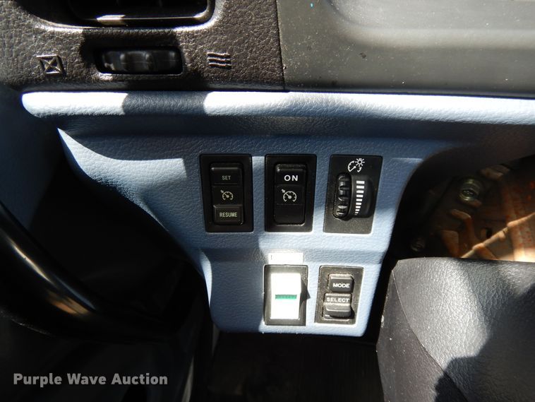 image for item FI9871 2008 Hino 338 refrigerated delivery truck