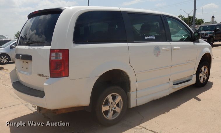 image for item FI9874 2010 Dodge Grand Caravan handicap accessible van