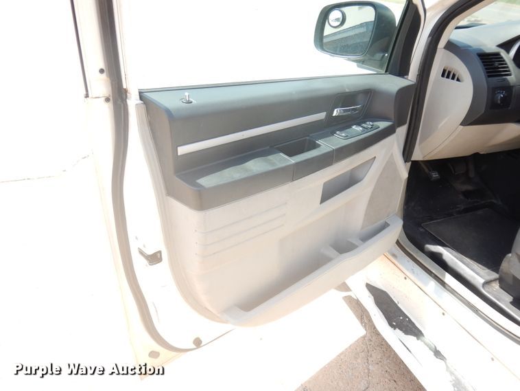 image for item FI9874 2010 Dodge Grand Caravan handicap accessible van