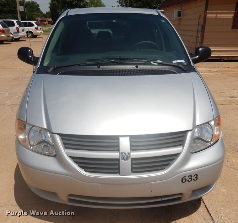 image for item FI9875 2006 Dodge Grand Caravan van