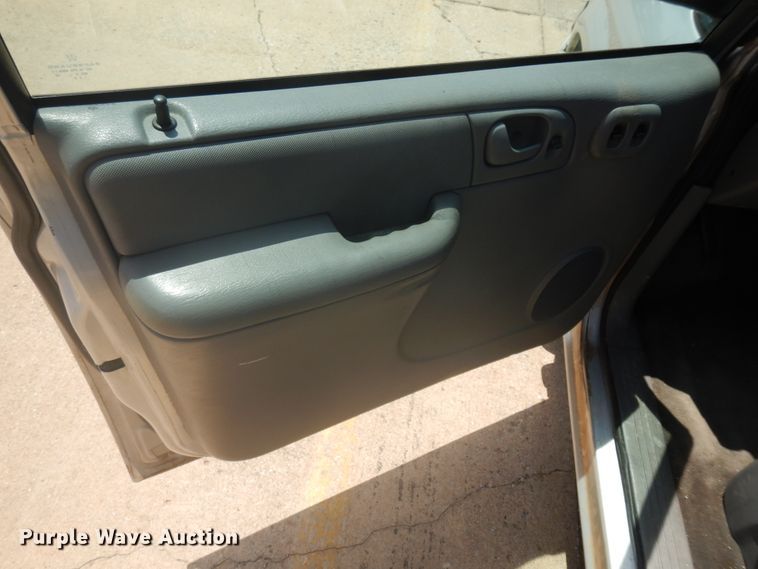 image for item FI9875 2006 Dodge Grand Caravan van