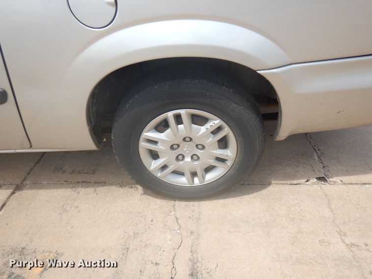image for item FI9875 2006 Dodge Grand Caravan van