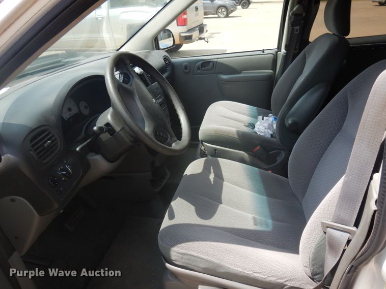 image for item FI9876 2007 Dodge Grand Caravan handicap accessible van