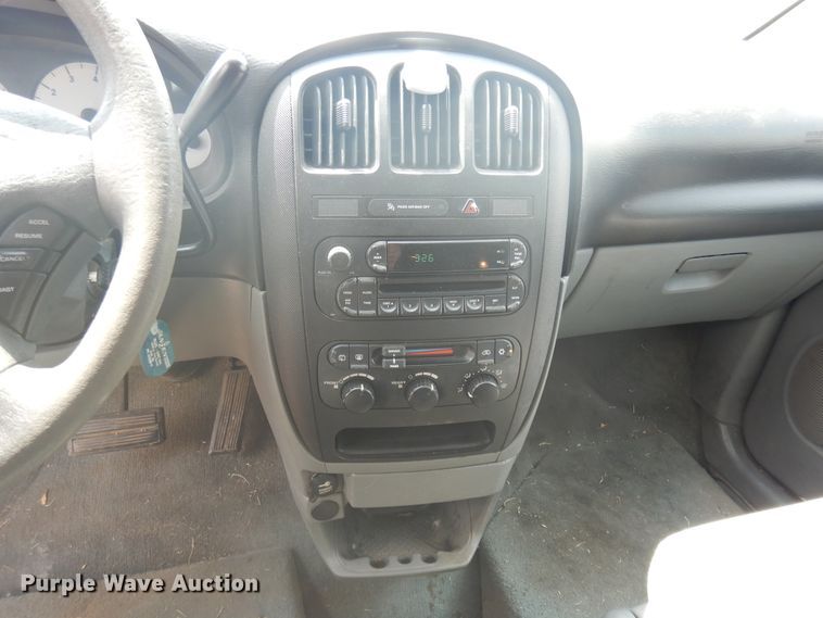 image for item FI9876 2007 Dodge Grand Caravan handicap accessible van