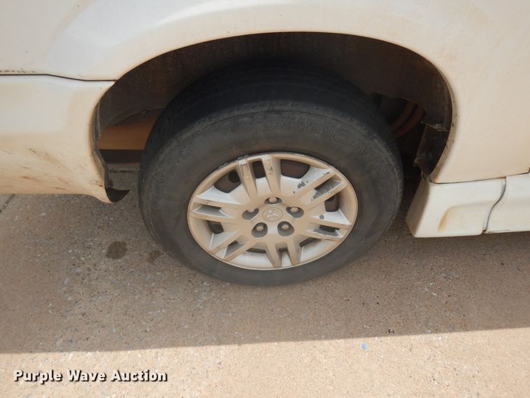 image for item FI9876 2007 Dodge Grand Caravan handicap accessible van