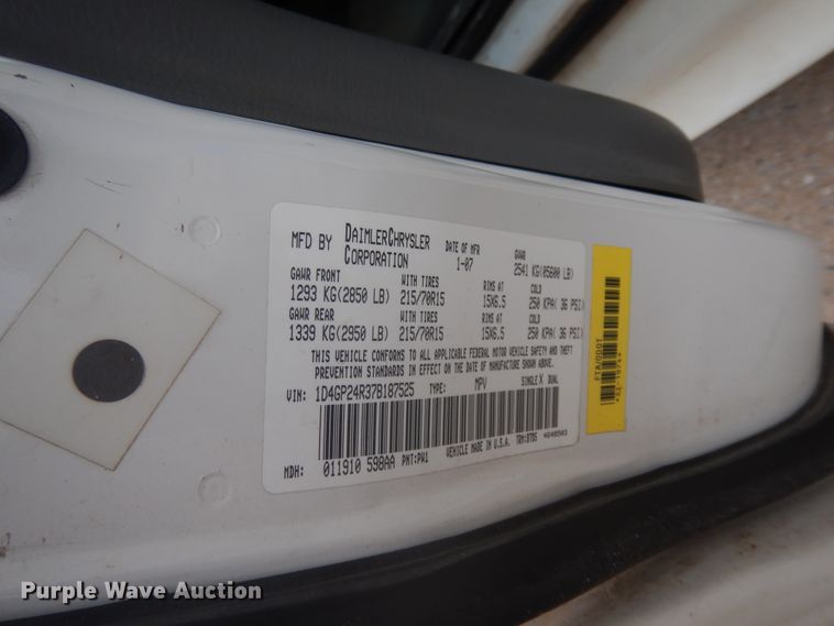 image for item FI9876 2007 Dodge Grand Caravan handicap accessible van