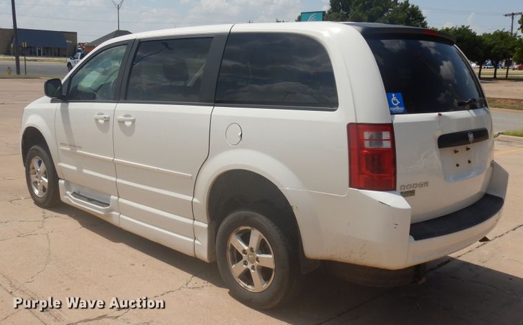 image for item FI9877 2010 Dodge Grand Caravan handicap accessible van