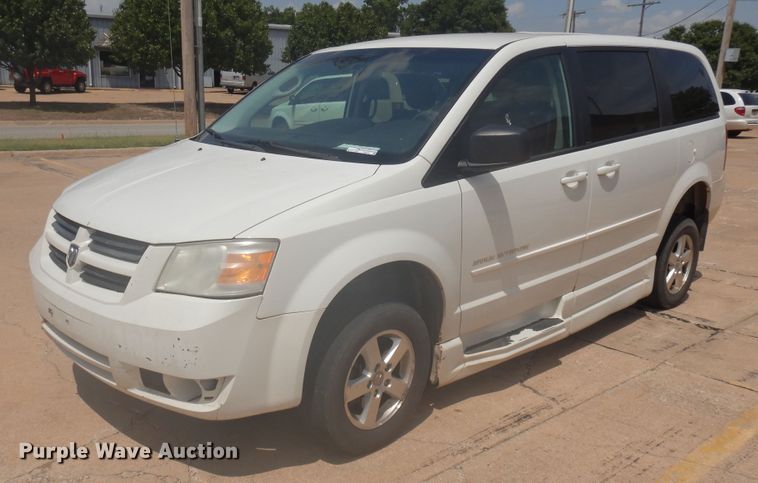 image for item FI9878 2010 Dodge Grand Caravan handicap accessible van