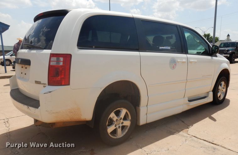 image for item FI9878 2010 Dodge Grand Caravan handicap accessible van