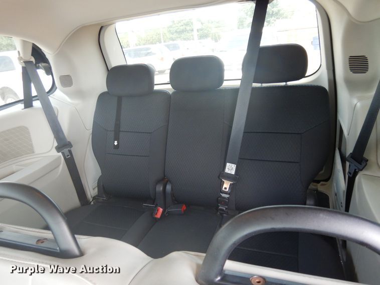 image for item FI9878 2010 Dodge Grand Caravan handicap accessible van