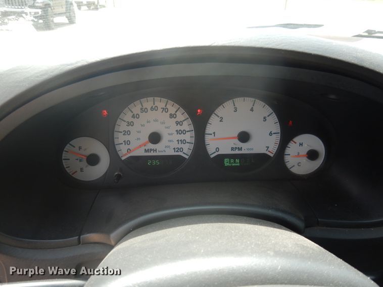 image for item FI9879 2007 Dodge Grand Caravan handicap accessible van